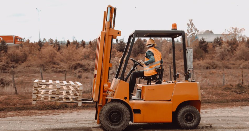 forklift-driver-transporting-palletes